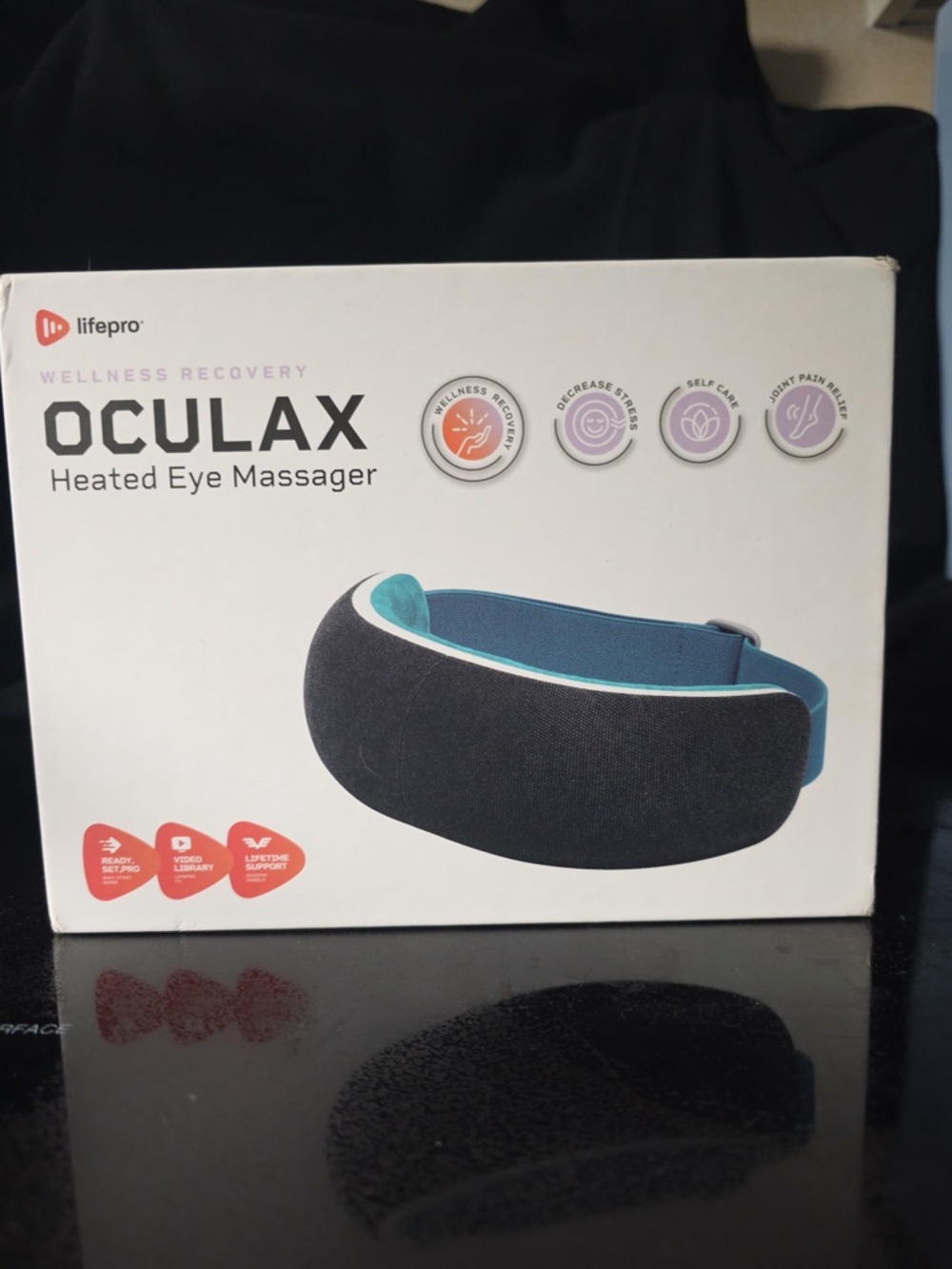 Oculax Heated Eye Massager - Black with Teal Trim